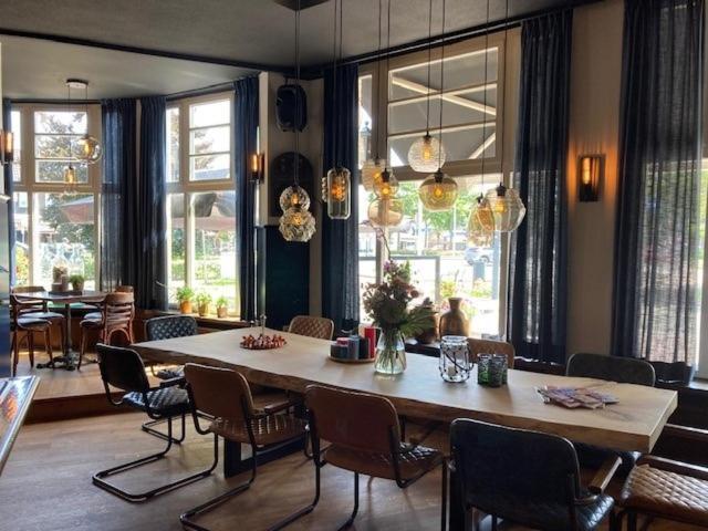Boutique Hotel De Valk Valkenswaard Exteriör bild