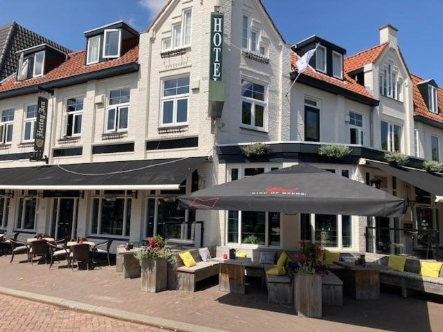 Boutique Hotel De Valk Valkenswaard Exteriör bild