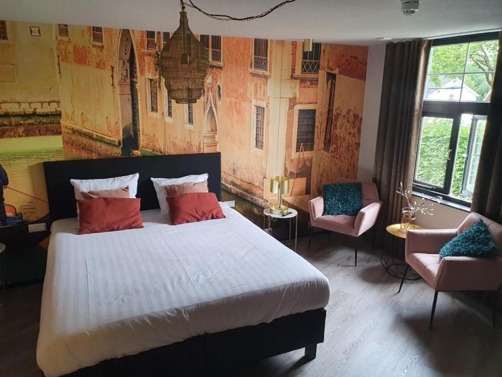 Boutique Hotel De Valk Valkenswaard Exteriör bild