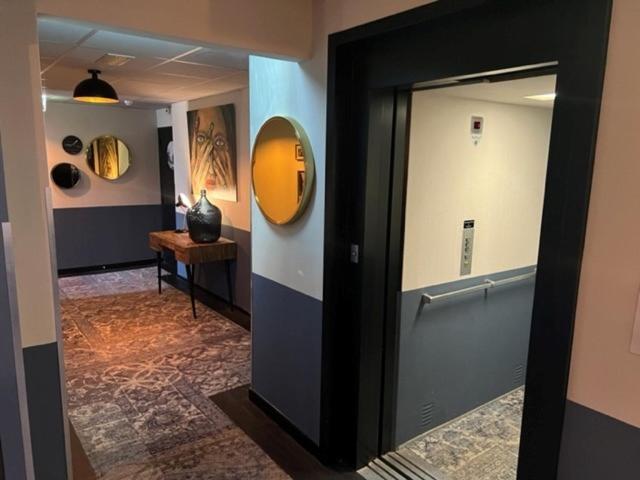 Boutique Hotel De Valk Valkenswaard Exteriör bild